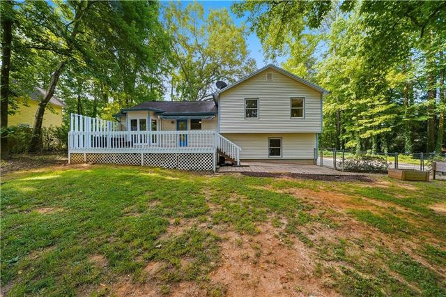 6166 Picketts Ridge NW, Acworth, GA 30101