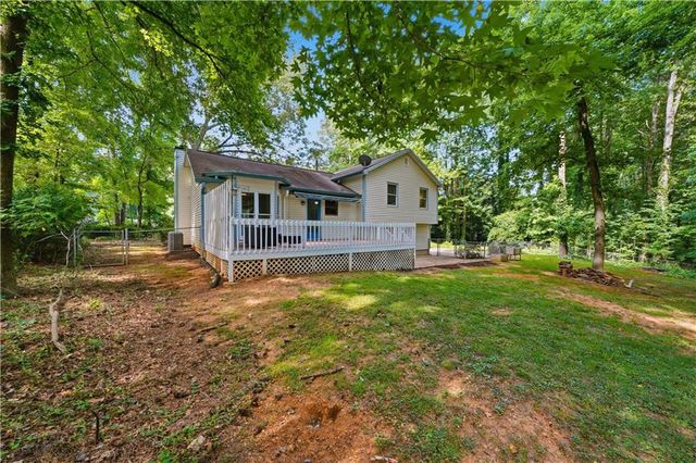 6166 Picketts Ridge NW, Acworth, GA 30101