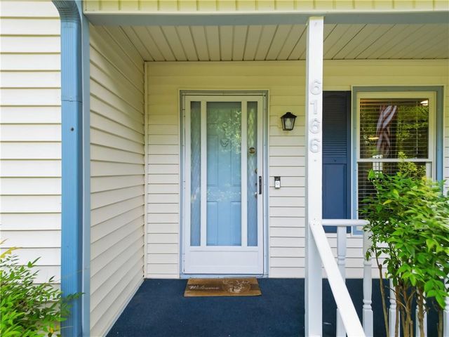 6166 Picketts Ridge NW, Acworth, GA 30101