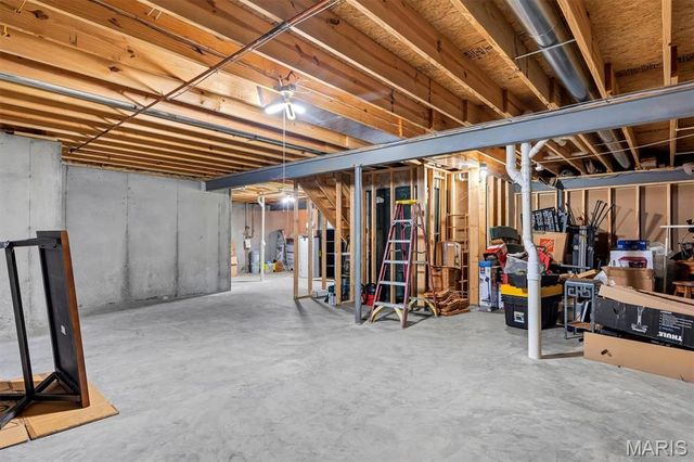 98 San Marino Parkway, Fenton, MO 63026