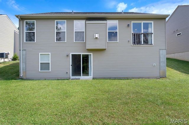 98 San Marino Parkway, Fenton, MO 63026