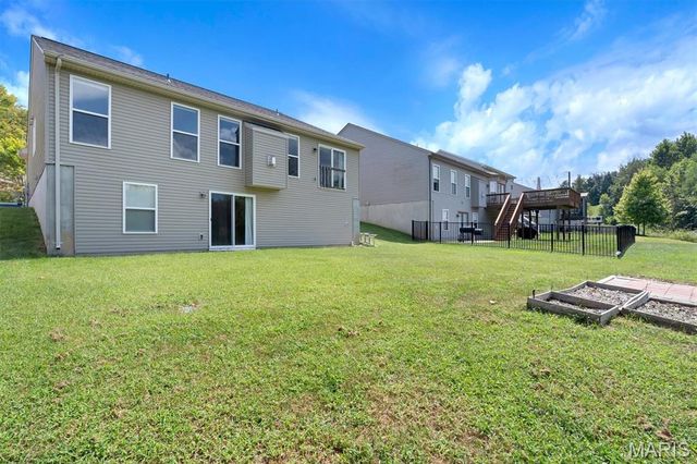 98 San Marino Parkway, Fenton, MO 63026