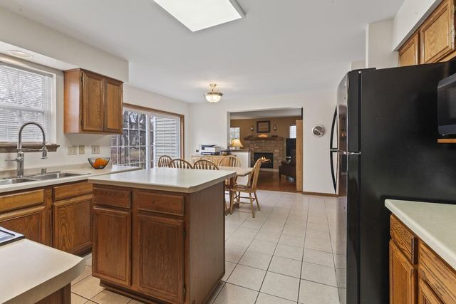 5400 W Donges LANE, Brown Deer, WI 53223