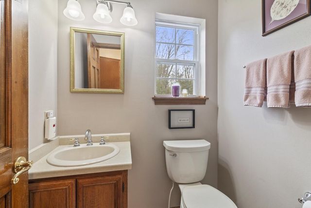 5400 W Donges LANE, Brown Deer, WI 53223