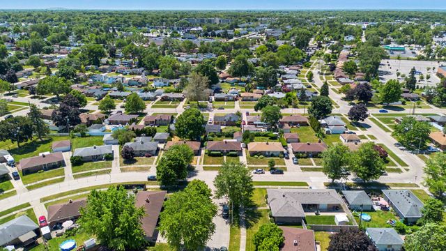 34101 Sequoia Street, Westland, MI 48185