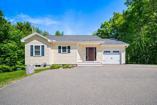 589 Laconia Road, Tilton, NH 03276