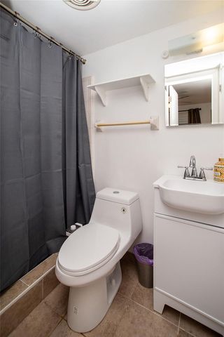 989 8TH AVENUE NE, Largo, FL 33770