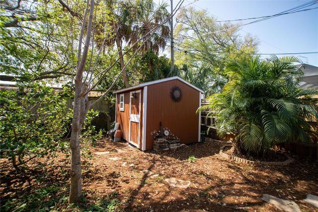 989 8TH AVENUE NE, Largo, FL 33770