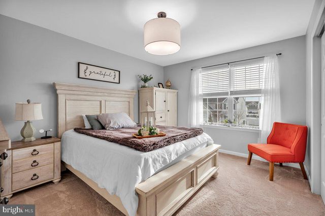 11 COTTONWOOD RD, Swedesboro, NJ 08085