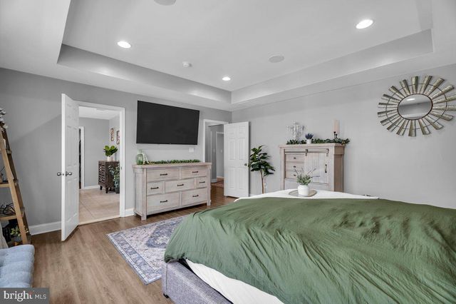 11 COTTONWOOD RD, Swedesboro, NJ 08085