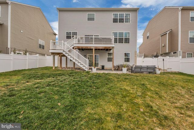 11 COTTONWOOD RD, Swedesboro, NJ 08085