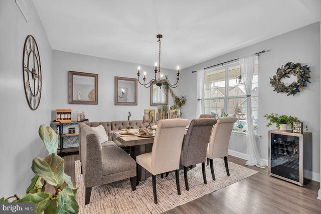 11 COTTONWOOD RD, Swedesboro, NJ 08085