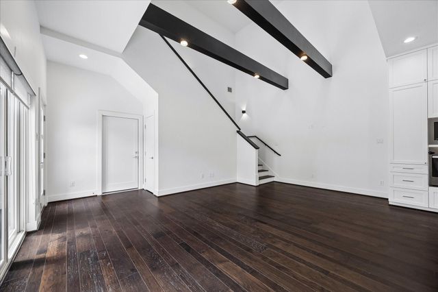7702 Jacquelyn Oaks Road, Houston, TX 77055