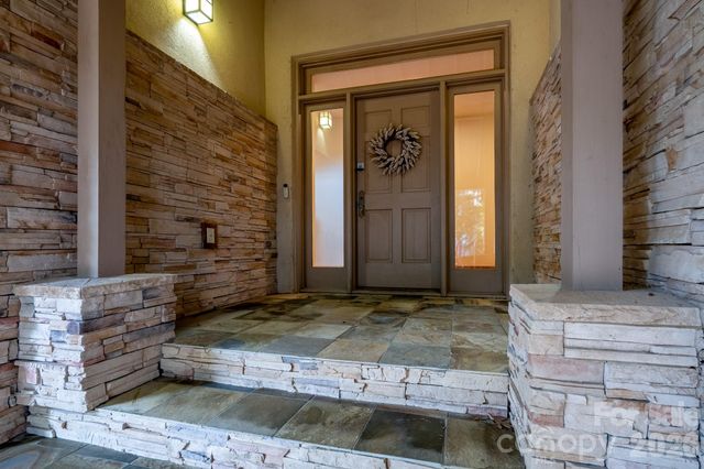 177 Yadkin Falls Road, New London, NC 28127