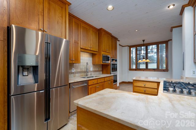 177 Yadkin Falls Road, New London, NC 28127