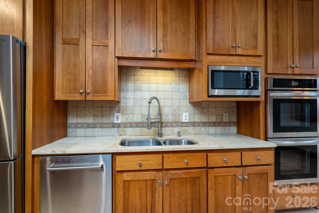 177 Yadkin Falls Road, New London, NC 28127