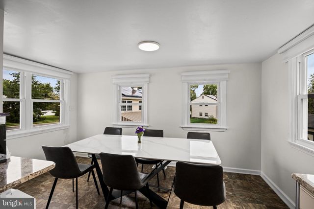 2 FLORENCE AVE, Marlton, NJ 08053