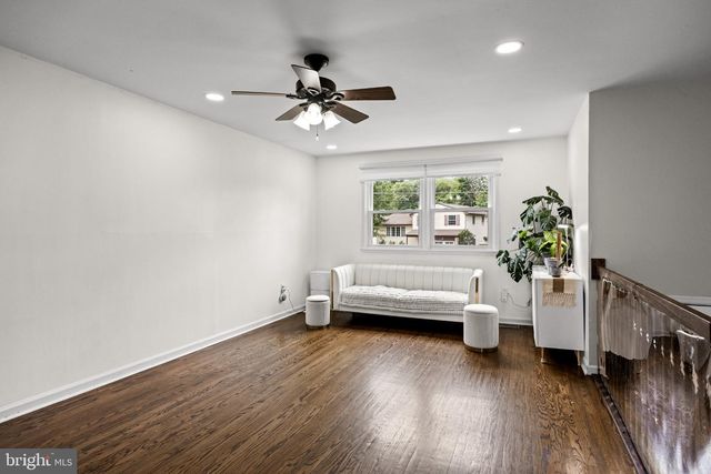 2 FLORENCE AVE, Marlton, NJ 08053