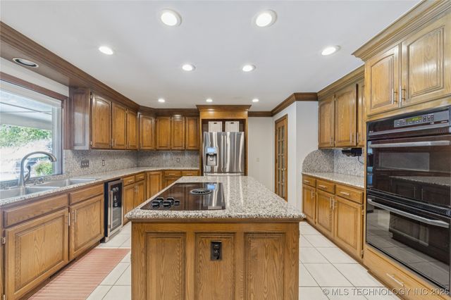 10726 S 69th East Avenue, Tulsa, OK 74133