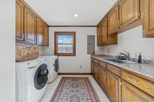 10726 S 69th East Avenue, Tulsa, OK 74133