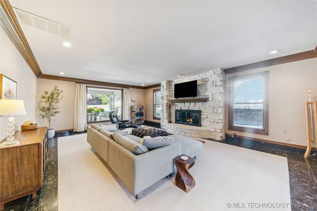 10726 S 69th East Avenue, Tulsa, OK 74133