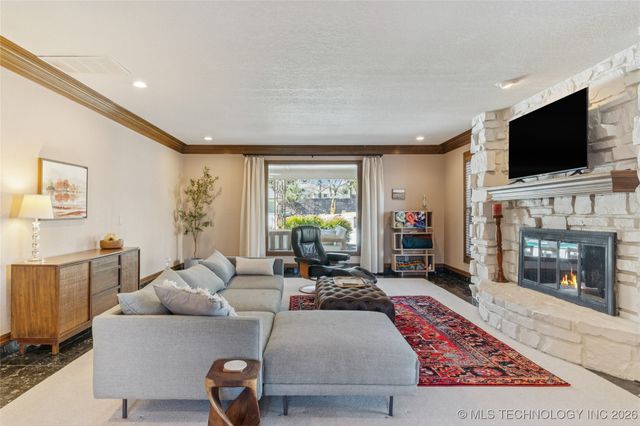 10726 S 69th East Avenue, Tulsa, OK 74133