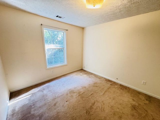 981 Streamwater Cove, Lawrenceville, GA 30045