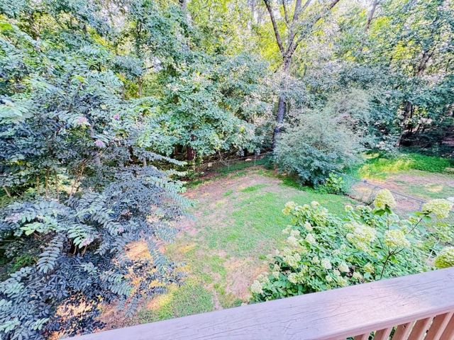 981 Streamwater Cove, Lawrenceville, GA 30045