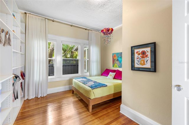 5118 N BRANCH AVENUE, Tampa, FL 33603