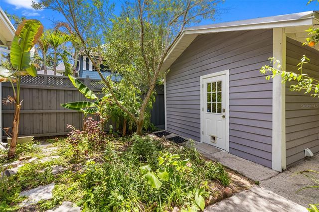 5118 N BRANCH AVENUE, Tampa, FL 33603