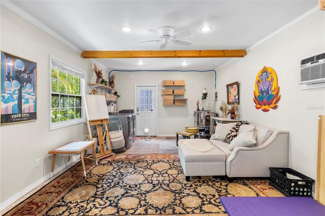 5118 N BRANCH AVENUE, Tampa, FL 33603