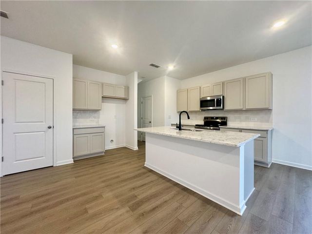 5507 Allegro Lane, Flowery Branch, GA 30542