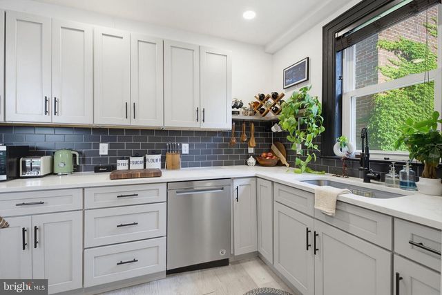 650 COLUMBIA AVE, Lancaster, PA 17603