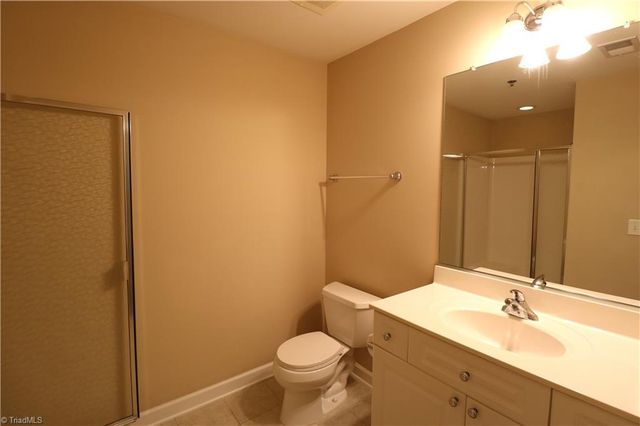 4762 Tatton Park Circle 1B, Winston-salem, NC 27103