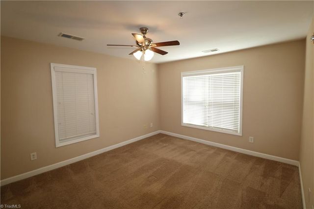 4762 Tatton Park Circle 1B, Winston-salem, NC 27103