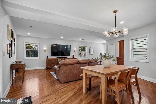 6924 DUKE DR, Alexandria, VA 22307