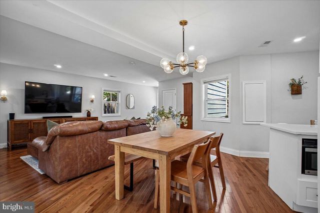 6924 DUKE DR, Alexandria, VA 22307