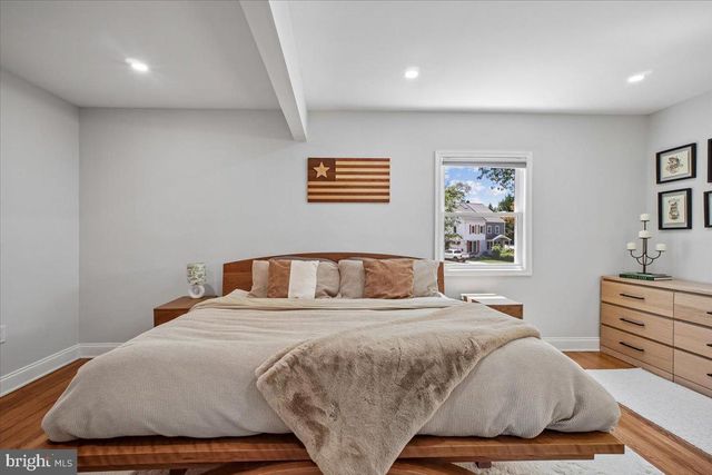 6924 DUKE DR, Alexandria, VA 22307