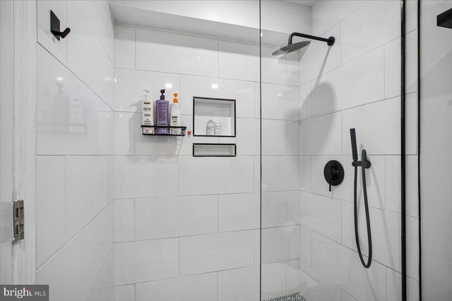 6924 DUKE DR, Alexandria, VA 22307
