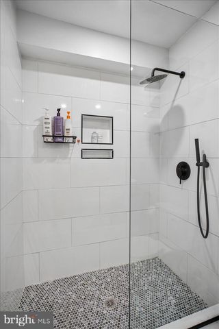 6924 DUKE DR, Alexandria, VA 22307