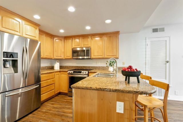 9810 Guisante Terrace, San Diego, CA 92124