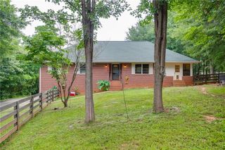 3845 Level Grove Road, Cornelia, GA 30531