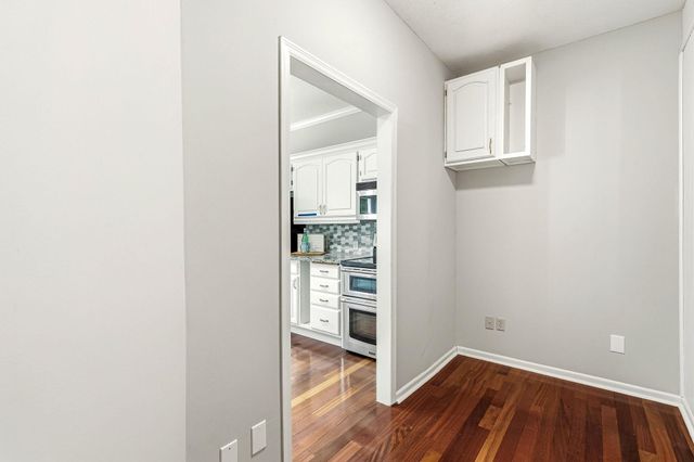 8848 Everest Lane N, Maple Grove, MN 55311