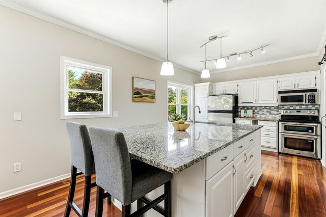 8848 Everest Lane N, Maple Grove, MN 55311