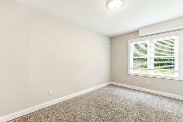 8848 Everest Lane N, Maple Grove, MN 55311