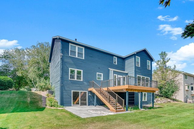 8848 Everest Lane N, Maple Grove, MN 55311