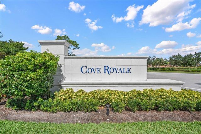 6870 SE Haven Lane, Stuart, FL 34997