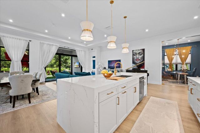 6870 SE Haven Lane, Stuart, FL 34997