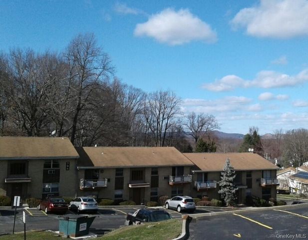796-800 Brookridge Drive 21, Valley Cottage, NY 10989