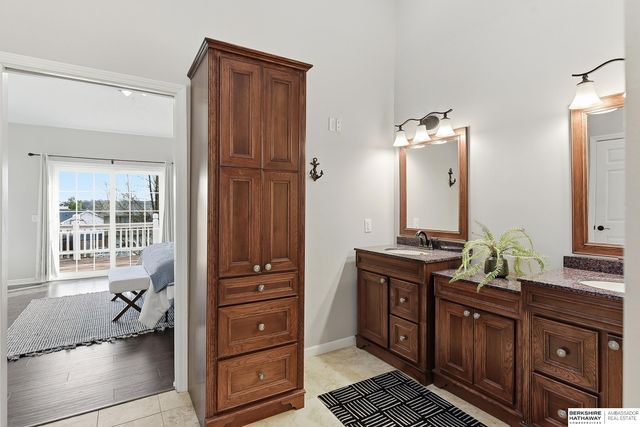 1702 Dunbar Drive, Plattsmouth, NE 68048